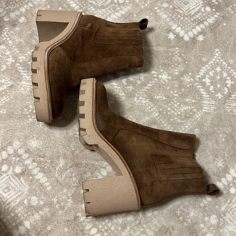 Gianni Bini Winney Boots - Picture 2 of 5
